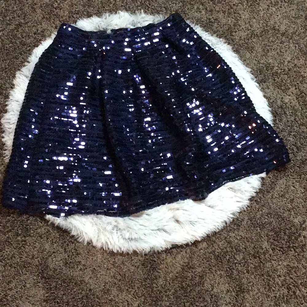 Deep blue sequined skirt